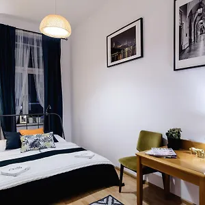 Apart Otel Golden Lion Guest Szewska 19